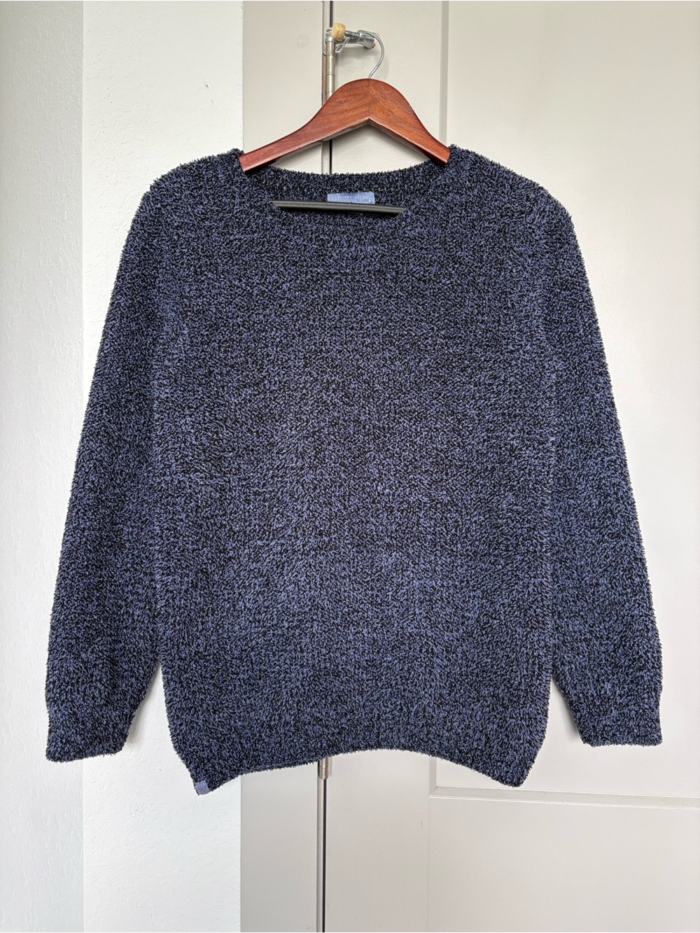 BAREFOOT DREAMS COZYCHIC SEASIDE CREWNECK ARCTIC BLUE BLACK SWEATER MEDIUM